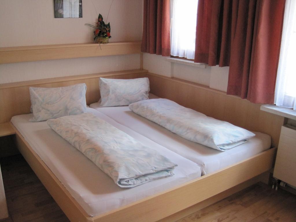 Haus Am Dorfplatz Apartment Samnaun Room photo